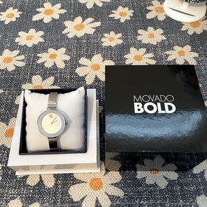 Ladies Movado watch, only worn a couple of times. Excellent condition!